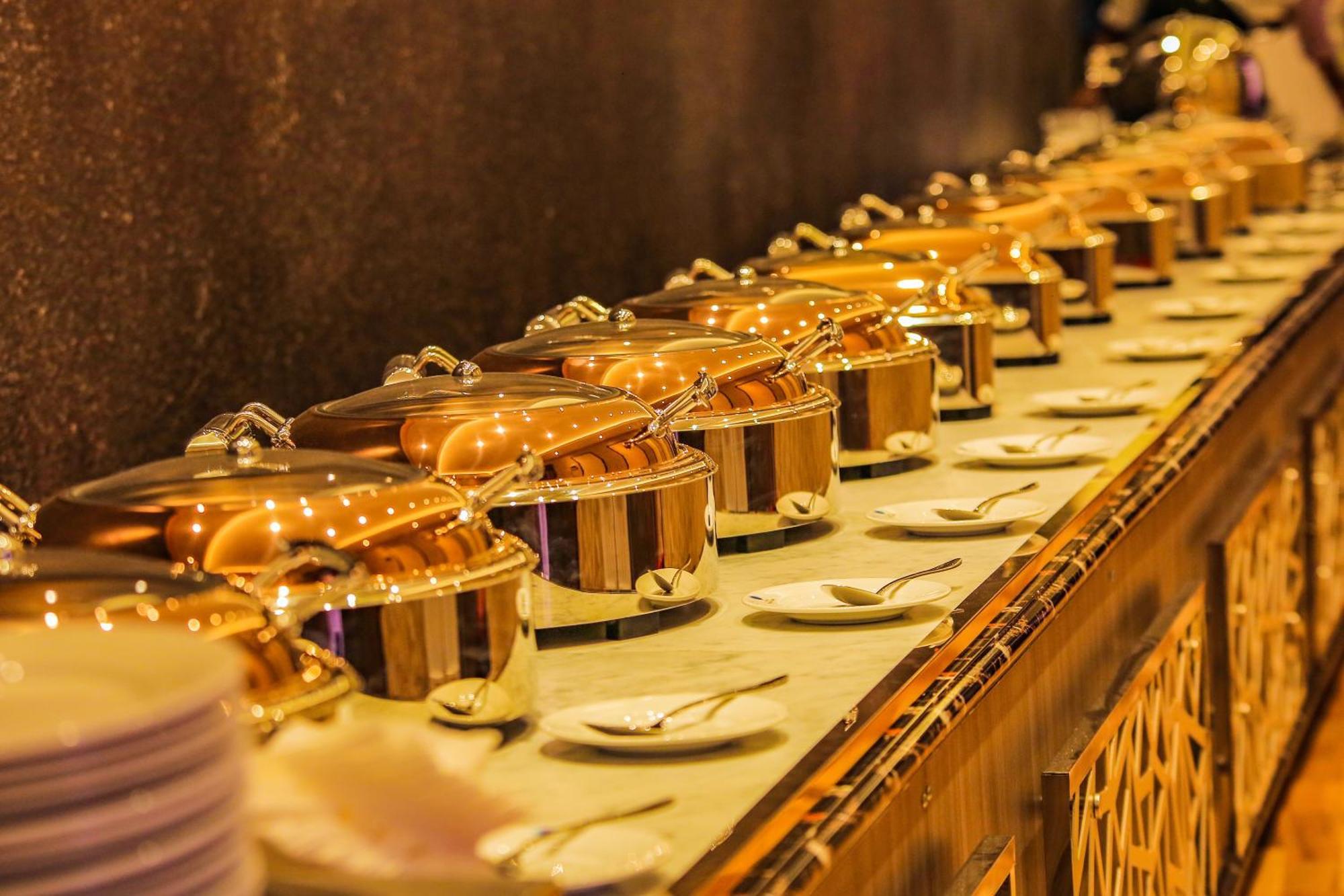 Aurora Banquet And Hotel Чилау Екстериор снимка